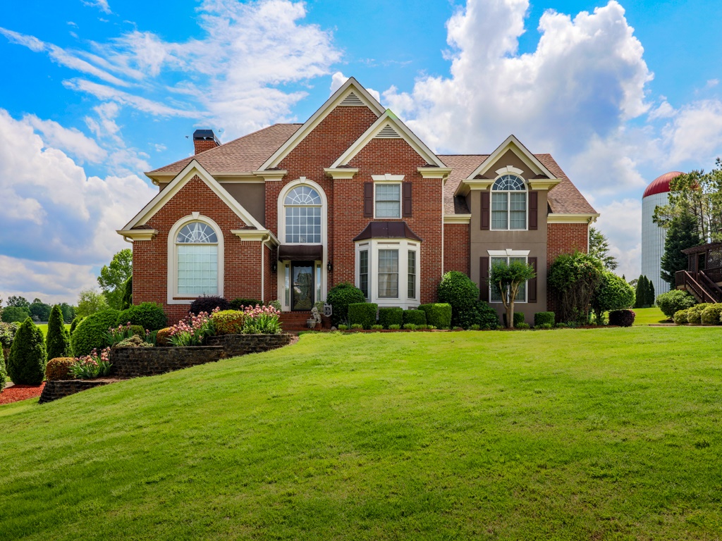 3023 Bradshaw Club Dr, Woodstock, GA 30188