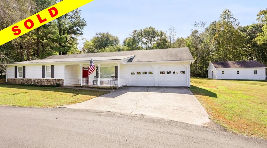320 Cloud Circle Canton, GA 30115