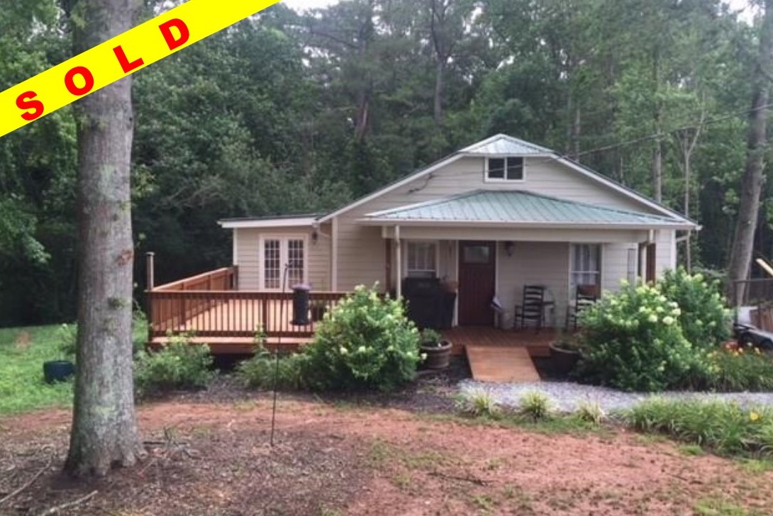 3628 Longstreet Church Rd Cumming, GA 30040