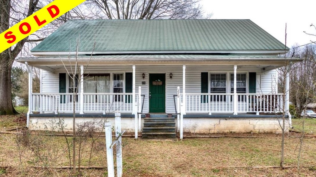 275 North Ave Fairmount, GA 30139