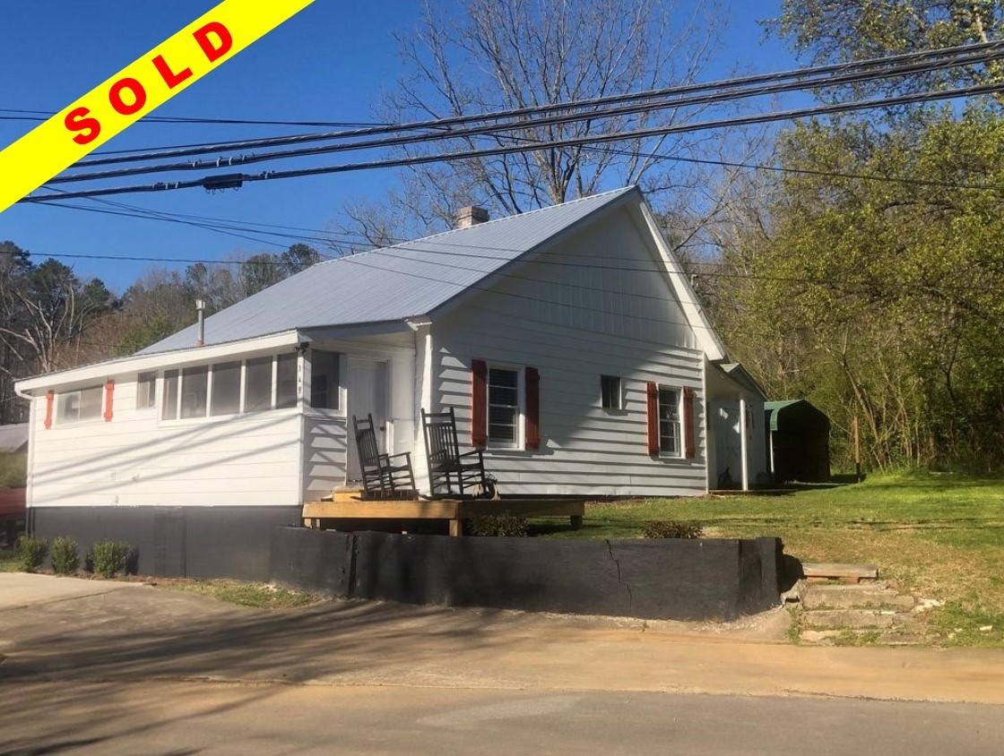 149 Baker Street Nelson, GA 30151